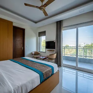 The Palms I Near Medanta Medicity I Sec-38 Gurgaon